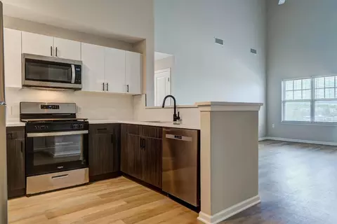 414 Hackensack Ave #1402, Hackensack, NJ 07601 photo 5