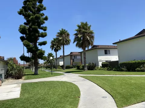 235 W Orangewood Ave #20C, Anaheim, CA 92802