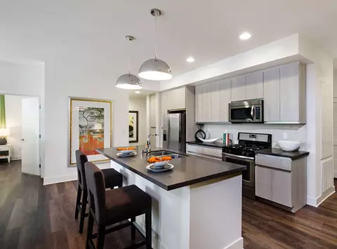 321 N Orange St #303, Glendale, CA 91203