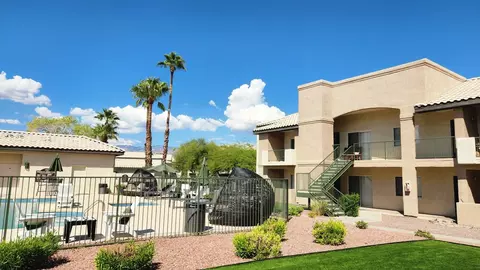 550 N Harrison Rd #12104, Tucson, AZ 85748