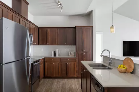 16320 NW Canton St #04-203, Portland, OR 97229