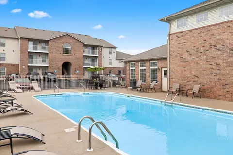 1634 S Marion Ave #B-106, Springfield, MO 65807