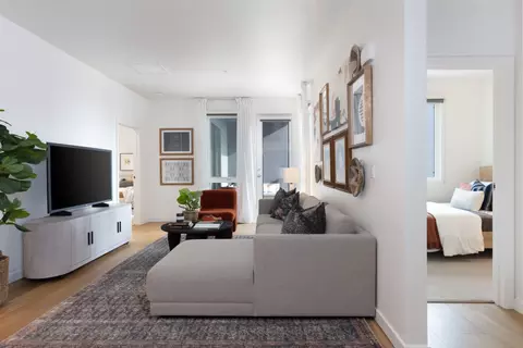 126 N Rollins Rd #507, Millbrae, CA 94030