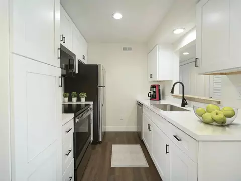 1825 E Republic Rd #208, Springfield, MO 65804