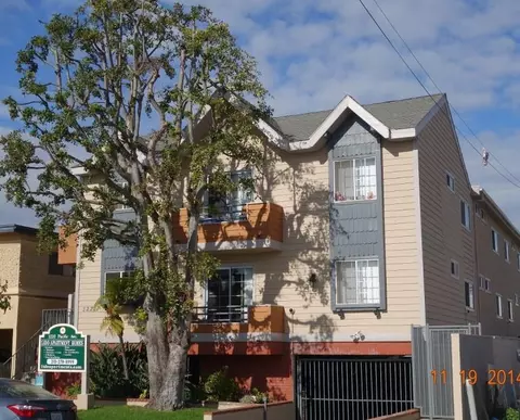 12217 Pacific Ave #01, Los Angeles, CA 90066
