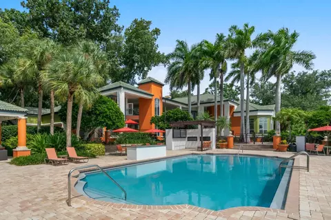 2729 Seville Blvd #15-305, Clearwater, FL 33764