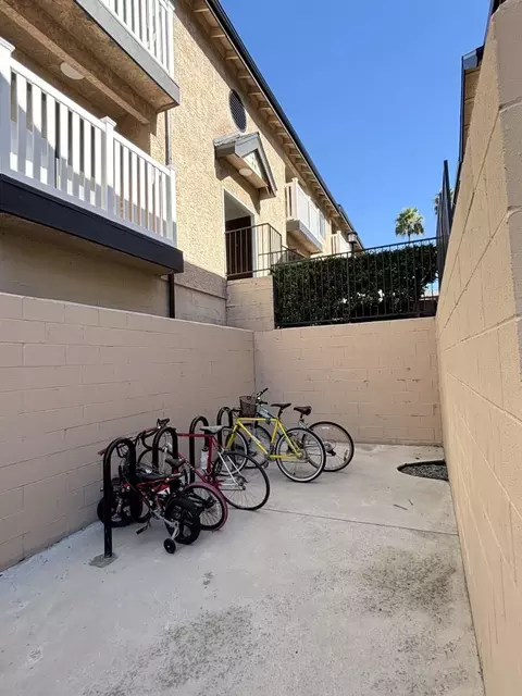 401 S Almansor St #335I, Alhambra, CA 91801