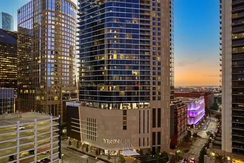 414 Milam St #3202, Houston, TX 77002