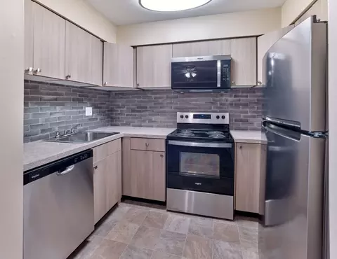 42 W Maple Ave #23, Merchantville, NJ 08109
