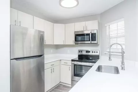 3024 N Powers Dr #161, Orlando, FL 32818