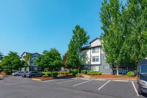 3107 E Main #F-104, Puyallup, WA 98372