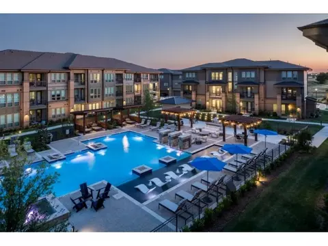 10401 N Riverside Dr #1101, Fort Worth, TX 76177