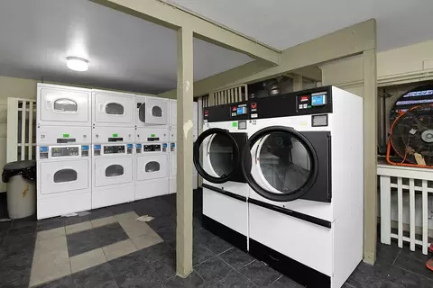 500 SW 34th St #502-01R, Gainesville, FL 32607