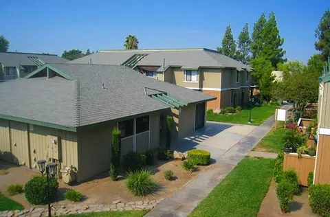 5226 E Olive Ave #131, Fresno, CA 93727
