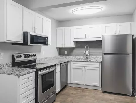 1742 Sam Rittenberg Blvd #08H, Charleston, SC 29407 photo 1