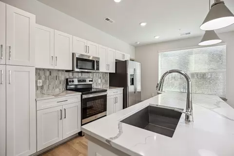 101 Poe Dr #0101-412, Raleigh, NC 27610