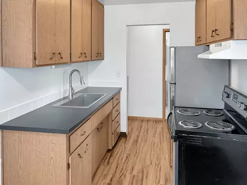 1765 Carroll Ave #6906, Saint Paul, MN 55104