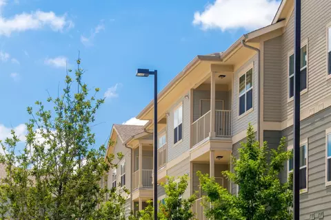 7000 E Ben White Blvd #2124, Austin, TX 78741
