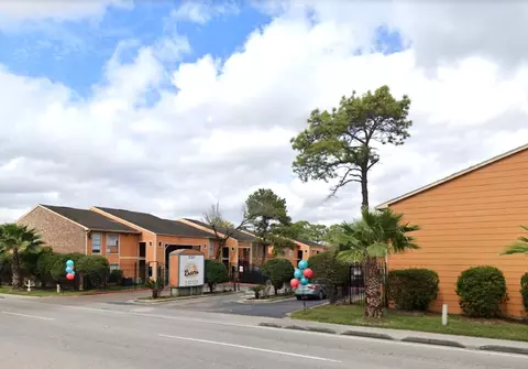 5001 Aldine Mail Route Rd #102, Houston, TX 77039