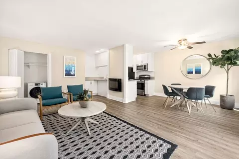 12600 Braddock Dr #600B128, Los Angeles, CA 90066