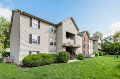 607 Worthington Forest Pl #616, Columbus, OH 43229