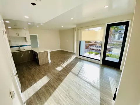5550 Bonner Ave #312, Los Angeles, CA 91601