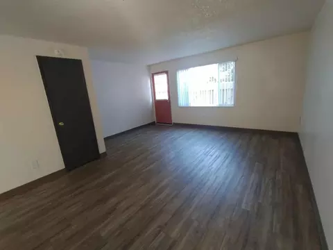 1355 W 2nd St #02, Mcminnville, OR 97128