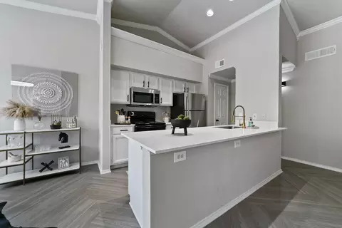 801 Legacy Dr #812, Plano, TX 75023