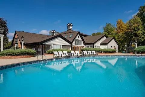 6790 River Downs Dr #66502B, Centerville, OH 45459