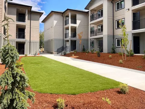 9615 NE 25th #B30, Vancouver, WA 98665