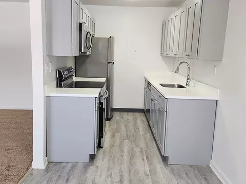586 Main St #S, Hackensack, NJ 07601 photo 7
