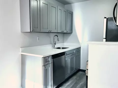 586 Main St #S, Hackensack, NJ 07601 photo 3