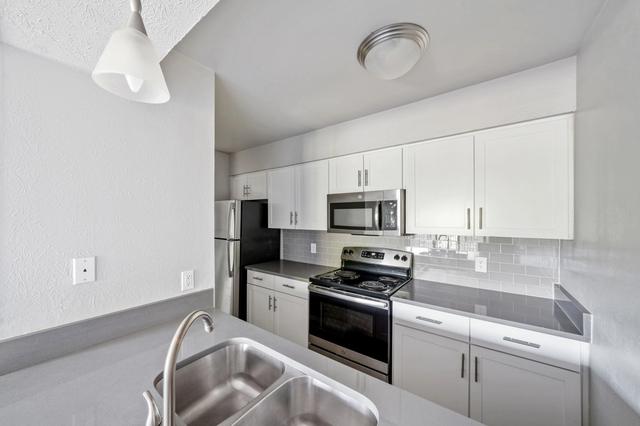 10830 Stone Canyon Rd #2128, Dallas, TX 75230