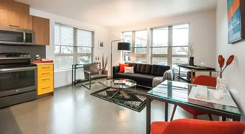 4455 Interlake Ave N #326, Seattle, WA 98103
