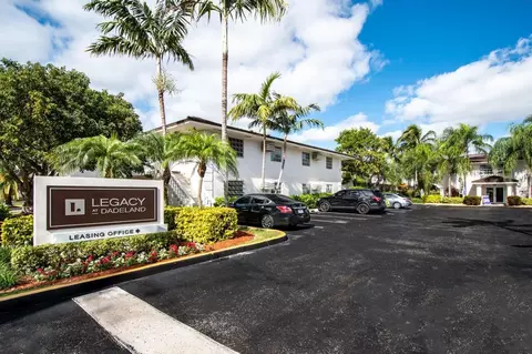 7325 SW 82nd St #8110-03, Miami, FL 33143