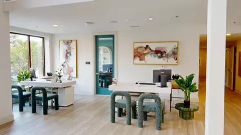 900 N Tryon St #2130, Charlotte, NC 28206