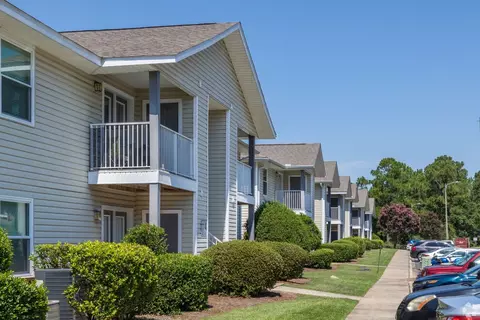 342 Riverwood Dr #30970, Crestview, FL 32536