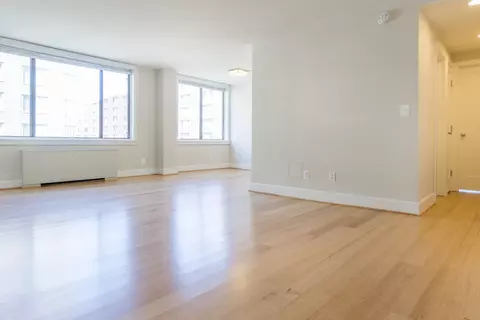 1112 M St NW #1011, Washington, DC 20005