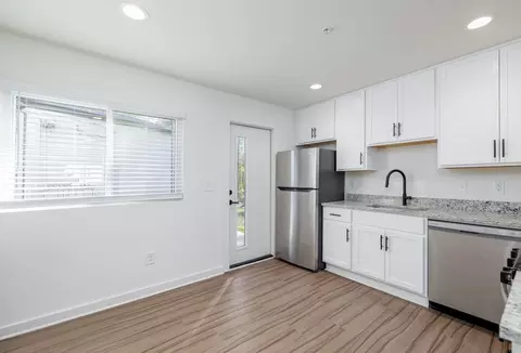 3106 Memorial Dr SE #L203, Atlanta, GA 30317