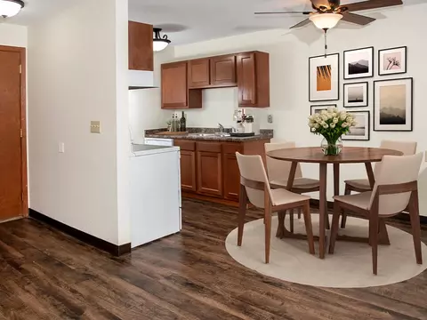 2409 Us-52 #06-312, Rochester, MN 55901