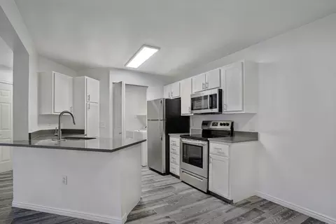 11251 S State St #C207, Sandy, UT 84070