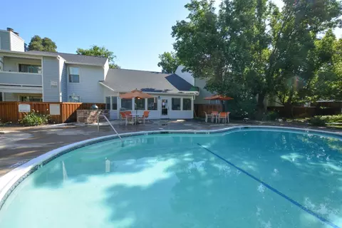 7951 Kingswood Dr #143, Citrus Heights, CA 95610