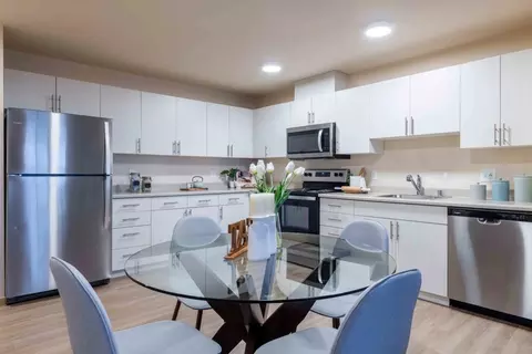 8102 Evergreen Way #A413, Everett, WA 98203