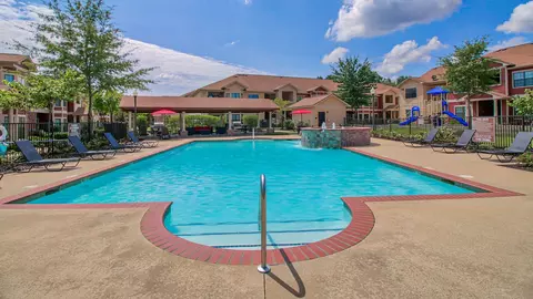 699 Nation Hills Dr #1206, Tupelo, MS 38804