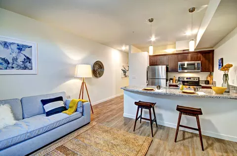 9611 NE 191st St #518, Bothell, WA 98011