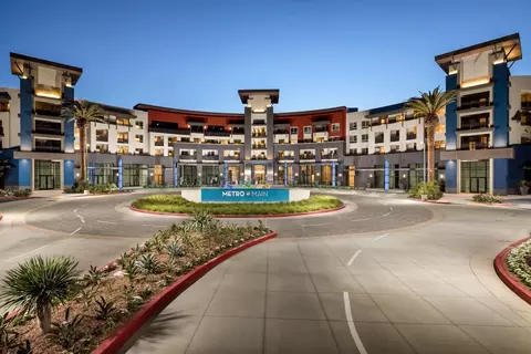 418 N Main St #229, Corona, CA 92880