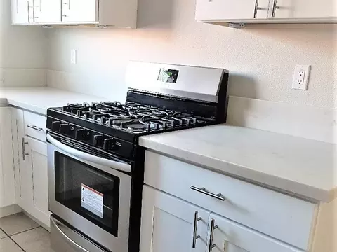 4422 W 172nd St #15, Lawndale, CA 90260