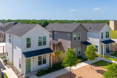 2205 N Bonnie Brae St #1303, Denton, TX 76207