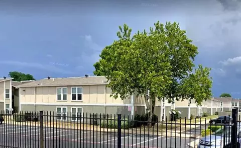 1220 N Masters Dr #126, Dallas, TX 75217