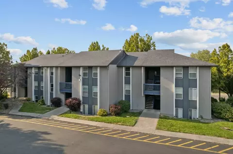 1908 S South Riverton Ave #111, Spokane, WA 99207